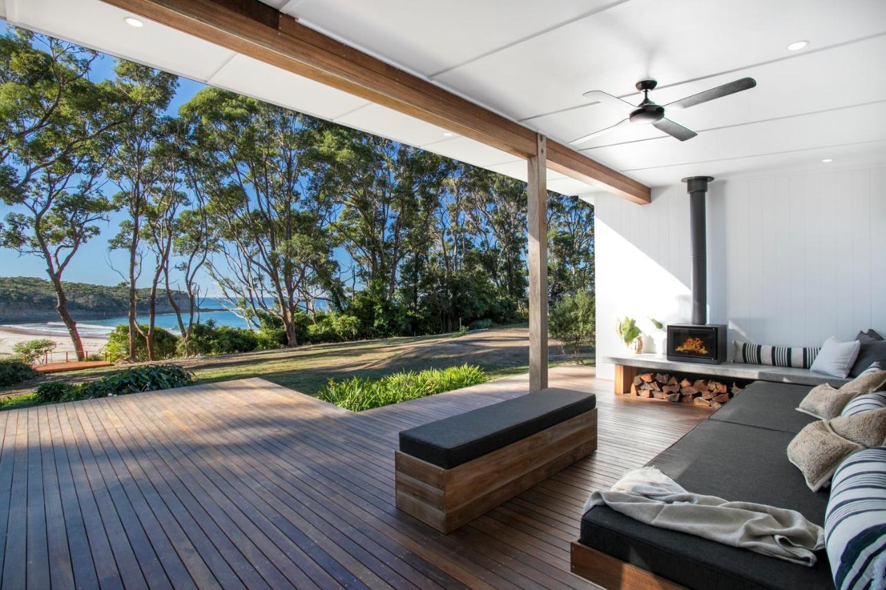 Pebbly Beach Escape East Lynne Экстерьер фото