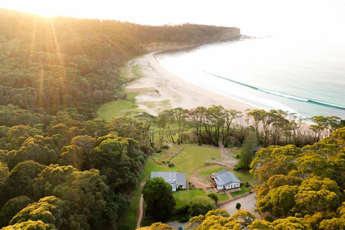 Pebbly Beach Escape East Lynne Экстерьер фото