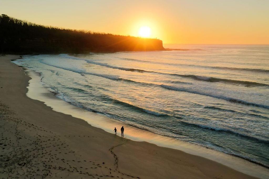 Pebbly Beach Escape East Lynne Экстерьер фото